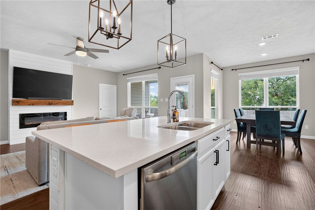 4105 Gregg Court, College Station, TX 77845 — photo 4
