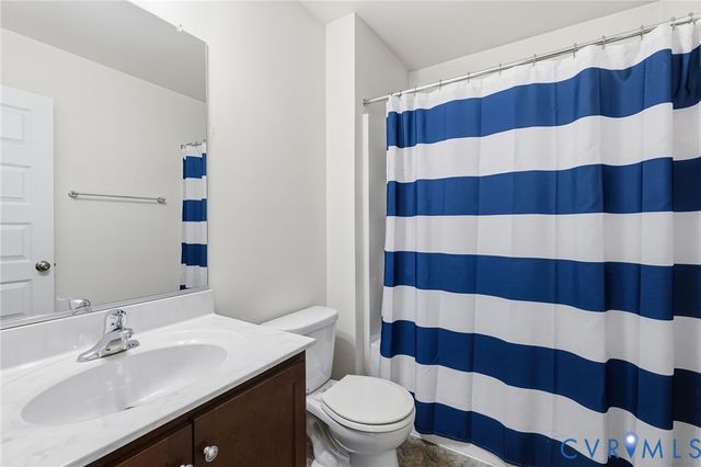 6932 Desert Candle Dr, Moseley, VA 23120