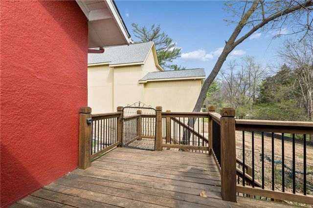 203 N Ridge Avenue, Liberty, MO 64068