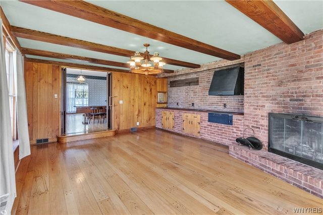 1225 91st Street, Niagara Falls, NY 14304