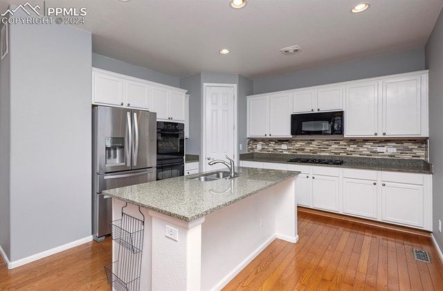 6725 Monterey Pine Loop, Colorado Springs, CO 80927