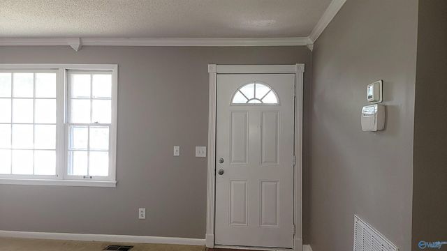 6010 Ellington Road NW, Huntsville, AL 35810