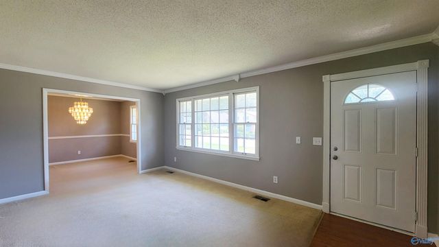 6010 Ellington Road NW, Huntsville, AL 35810