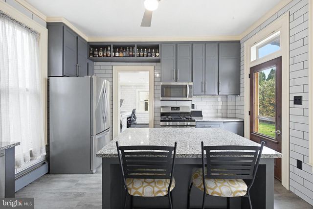 514 LOCUST ST, Wrightsville, PA 17368