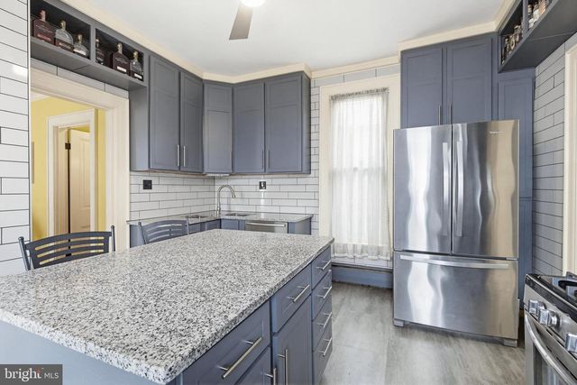 514 LOCUST ST, Wrightsville, PA 17368