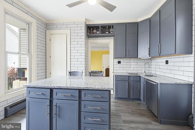 514 LOCUST ST, Wrightsville, PA 17368