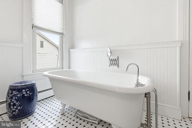 514 LOCUST ST, Wrightsville, PA 17368