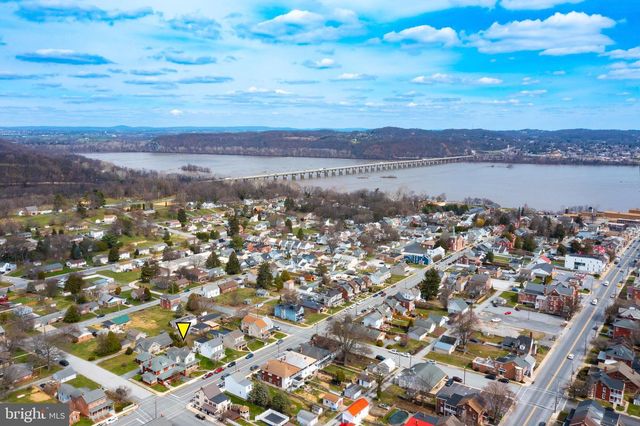 514 LOCUST ST, Wrightsville, PA 17368