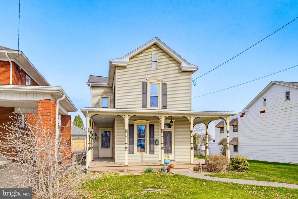 514 LOCUST ST, Wrightsville, PA 17368