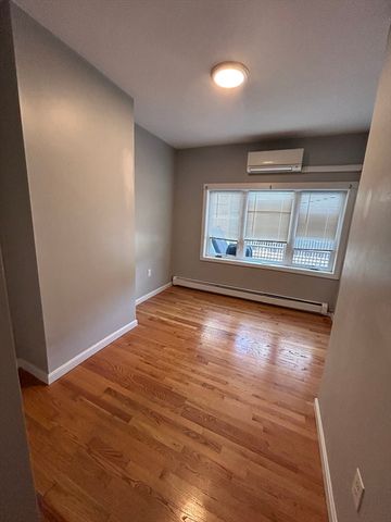 5 Douglas 1, Boston, MA 02127