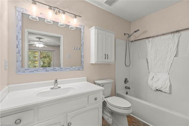 1216 Watermark Court, High Point, NC 27265