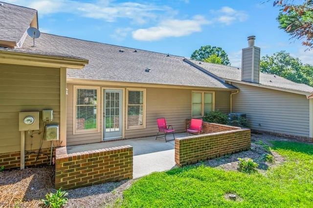 1216 Watermark Court, High Point, NC 27265