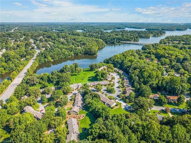 1216 Watermark Court, High Point, NC 27265