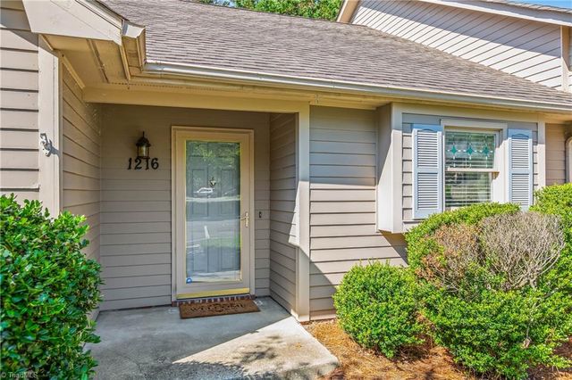 1216 Watermark Court, High Point, NC 27265