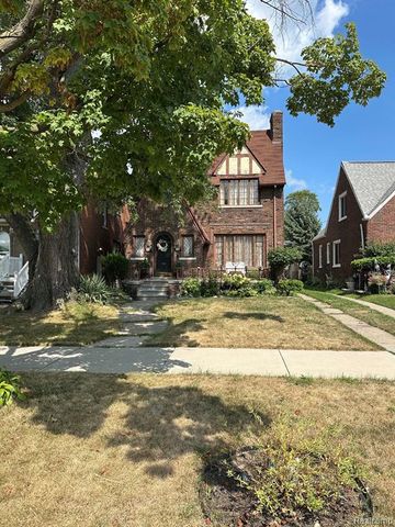386 Piper Boulevard, Detroit, MI 48215
