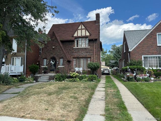 386 Piper Boulevard, Detroit, MI 48215