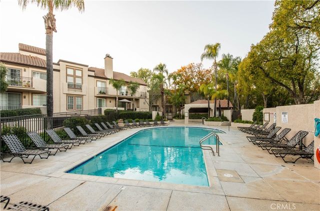 24125 Del Monte 153, Valencia, CA 91355