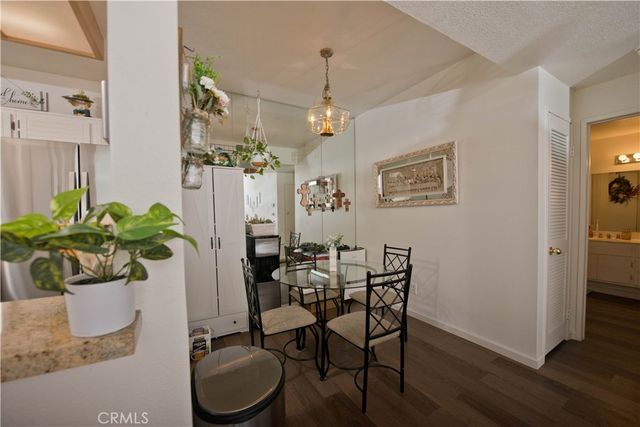 24125 Del Monte 153, Valencia, CA 91355