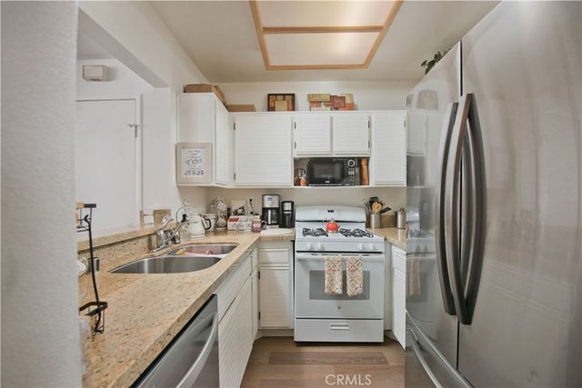 24125 Del Monte 153, Valencia, CA 91355