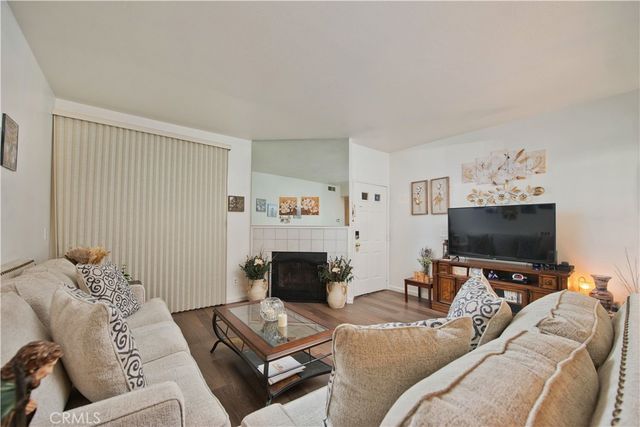 24125 Del Monte 153, Valencia, CA 91355