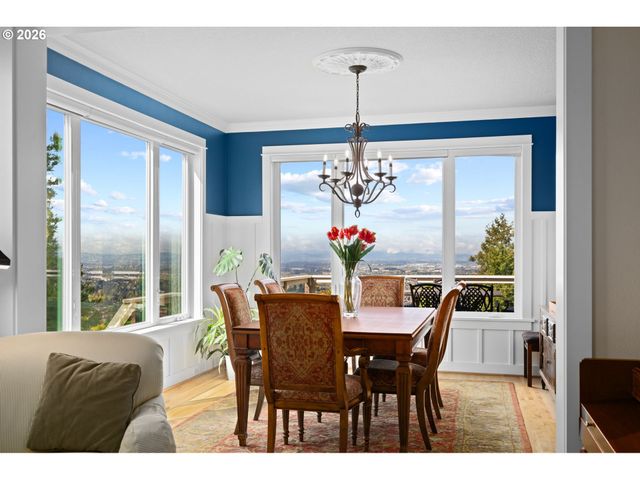 3010 Nw CHAPIN Dr, Portland, OR 97229