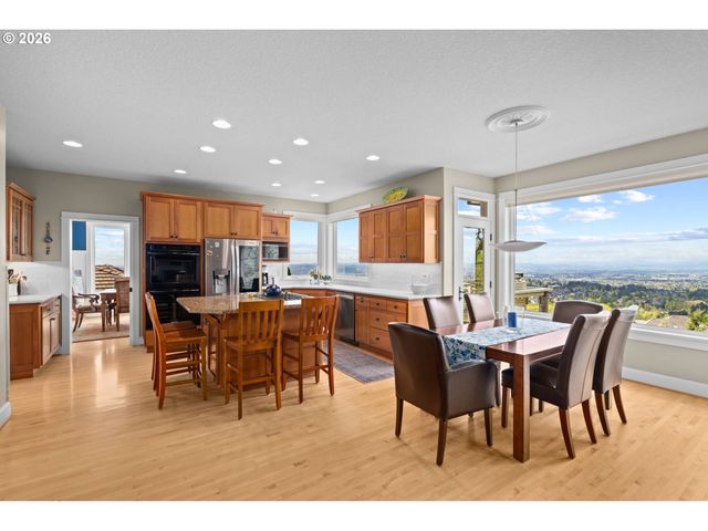 3010 Nw CHAPIN Dr, Portland, OR 97229