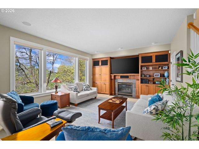 3010 Nw CHAPIN Dr, Portland, OR 97229