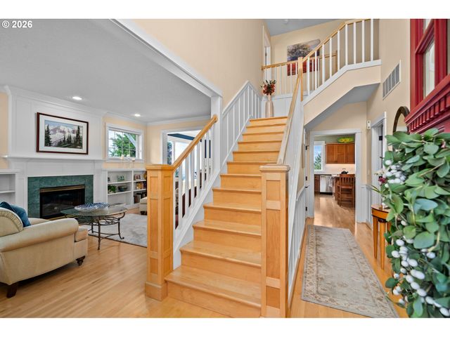 3010 Nw CHAPIN Dr, Portland, OR 97229