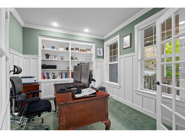 3010 Nw CHAPIN Dr, Portland, OR 97229