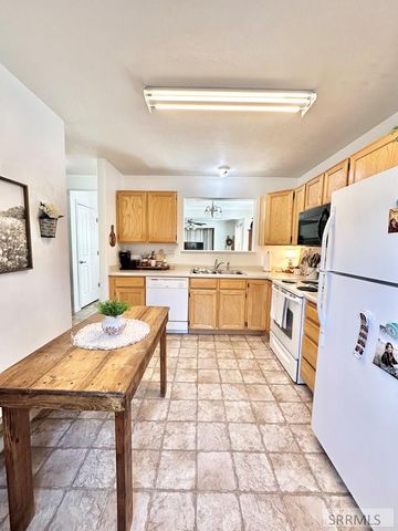 880 Liberty Lane, Rexburg, ID 83440