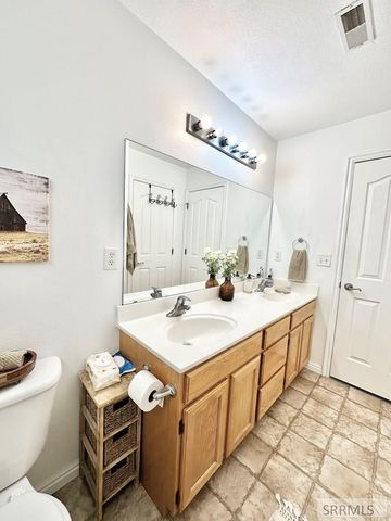 880 Liberty Lane, Rexburg, ID 83440