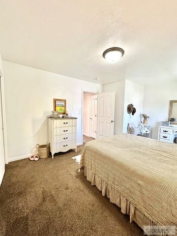 880 Liberty Lane, Rexburg, ID 83440