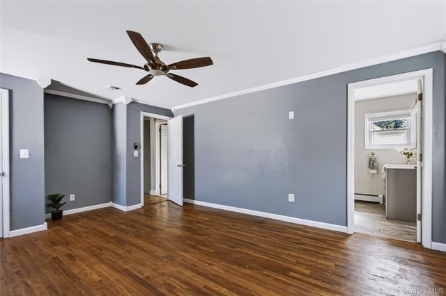 18 St Joseph Place, New Windsor, NY 12553