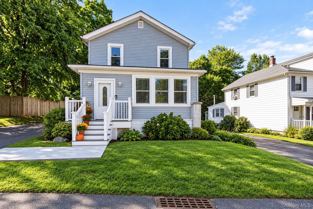 18 St Joseph Place, New Windsor, NY 12553 — exterior