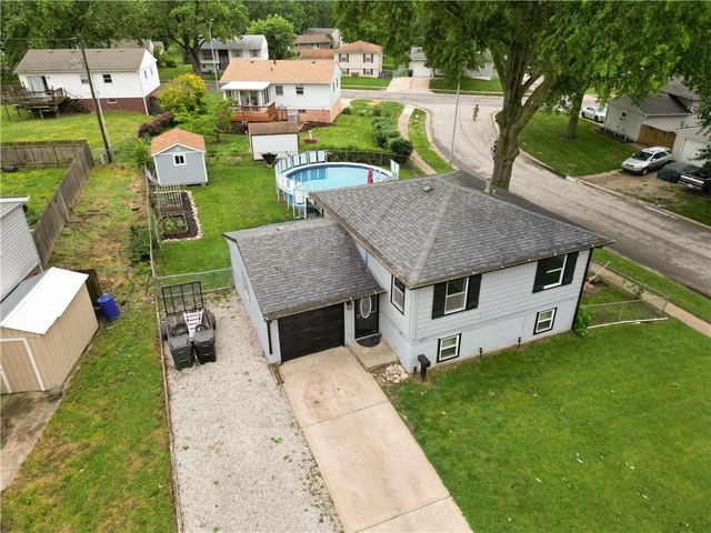 611 N Aztec Place, Independence, MO 64056