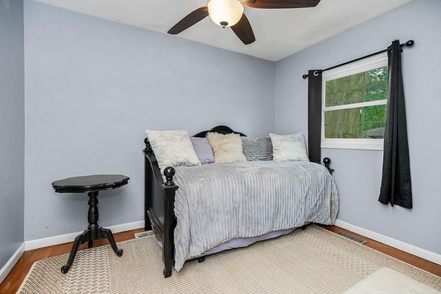 611 N Aztec Place, Independence, MO 64056