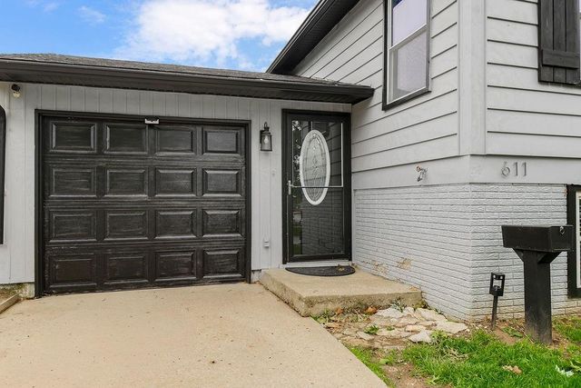 611 N Aztec Place, Independence, MO 64056