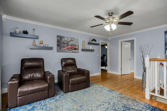 611 N Aztec Place, Independence, MO 64056