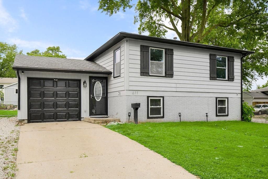 611 N Aztec Place, Independence, MO 64056