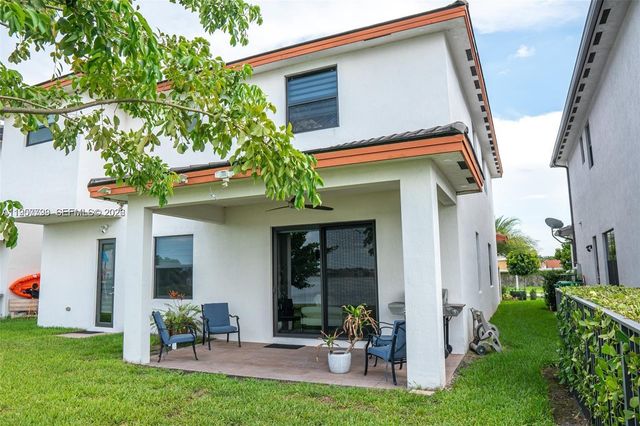 8981 NW 154th Ter 8981, Miami Lakes, FL 33018