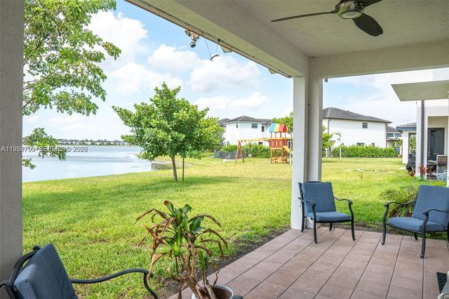 8981 NW 154th Ter 8981, Miami Lakes, FL 33018