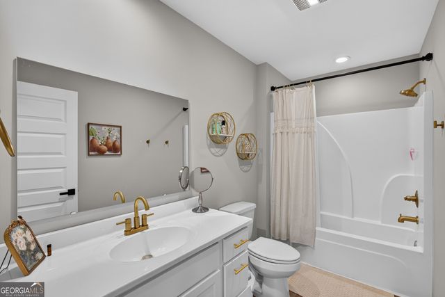 251 Cutter Gap SE, Ludowici, GA 31316