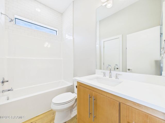 1120 S Washington Street 101&201, Lafayette, LA 70501