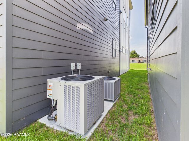 1120 S Washington Street 101&201, Lafayette, LA 70501