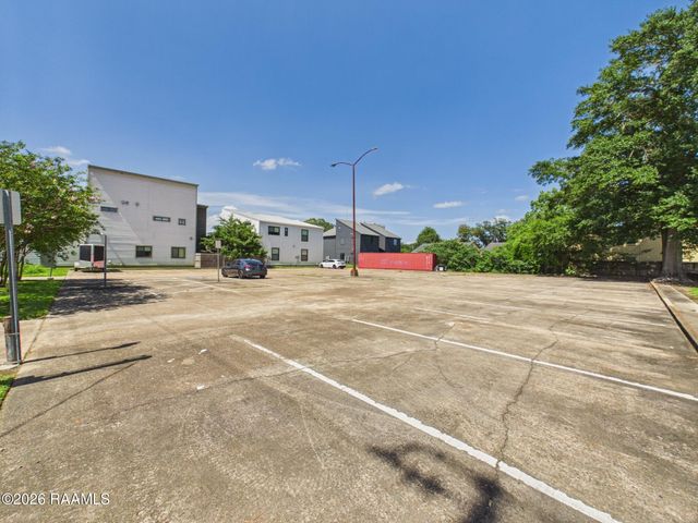 1120 S Washington Street 101&201, Lafayette, LA 70501