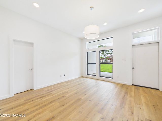 1120 S Washington Street 101&201, Lafayette, LA 70501