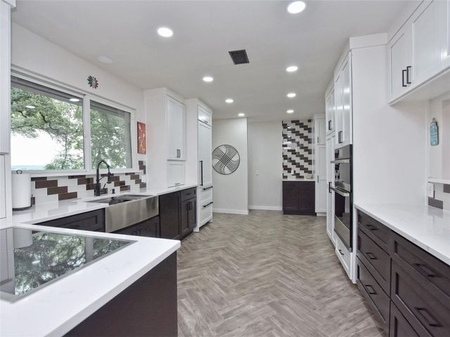 5101 Rain Creek PKWY, Austin, TX 78759