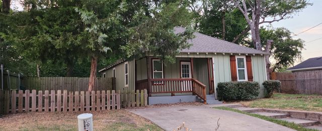 902 Davy Crockett Street, Rockwall, TX 75087