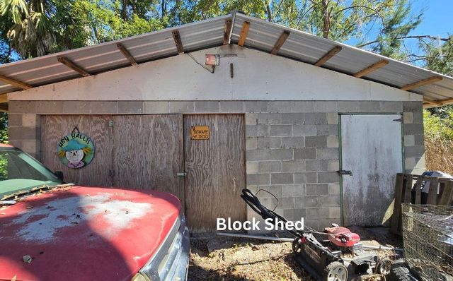 1302 S Center Street, Perry, FL 32348