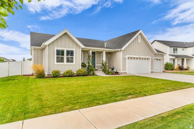 2454 W JACKSON ST, Mapleton, UT 84664